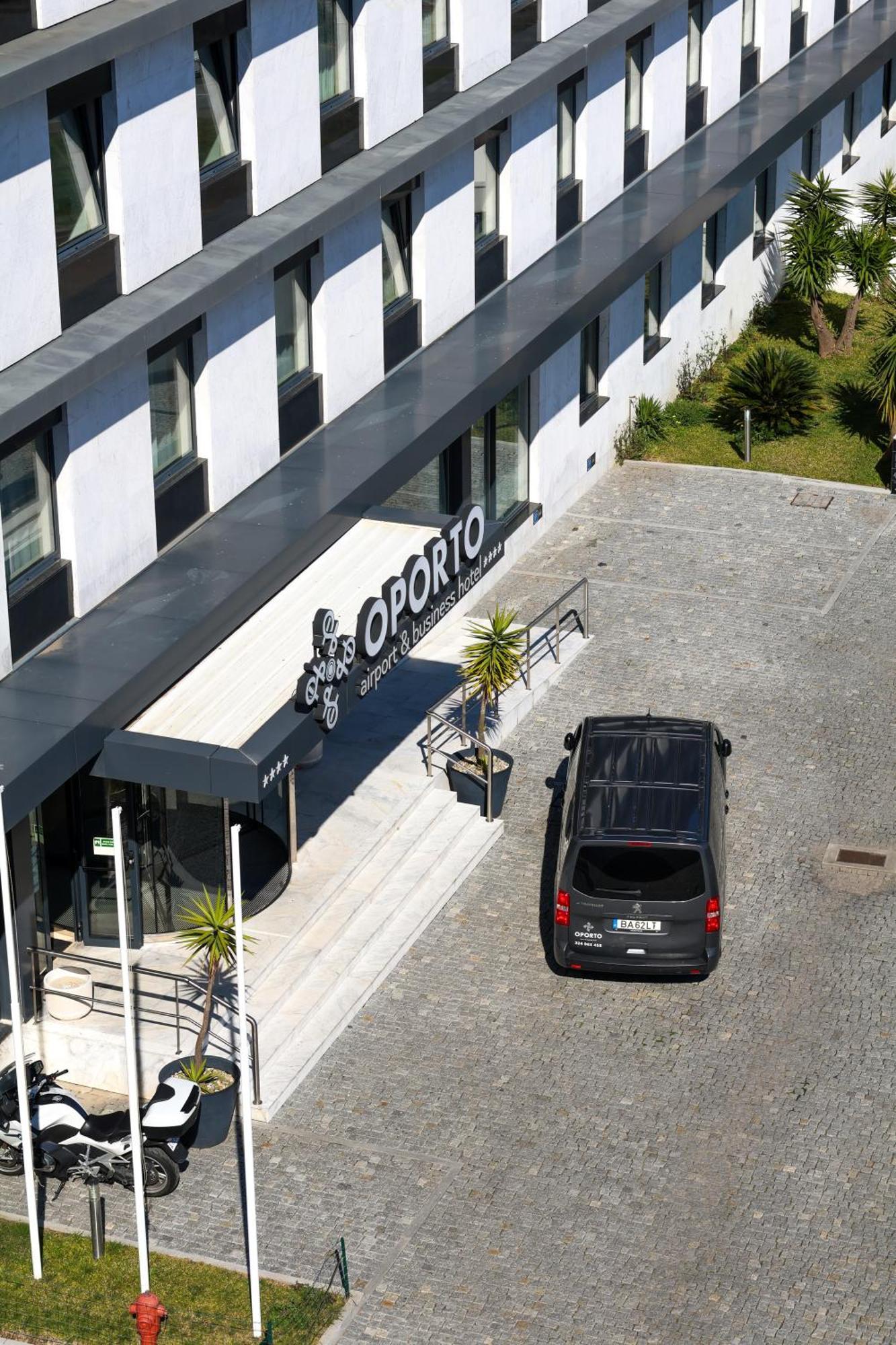 Oporto Airport & Business Hotel Maia  Exterior photo